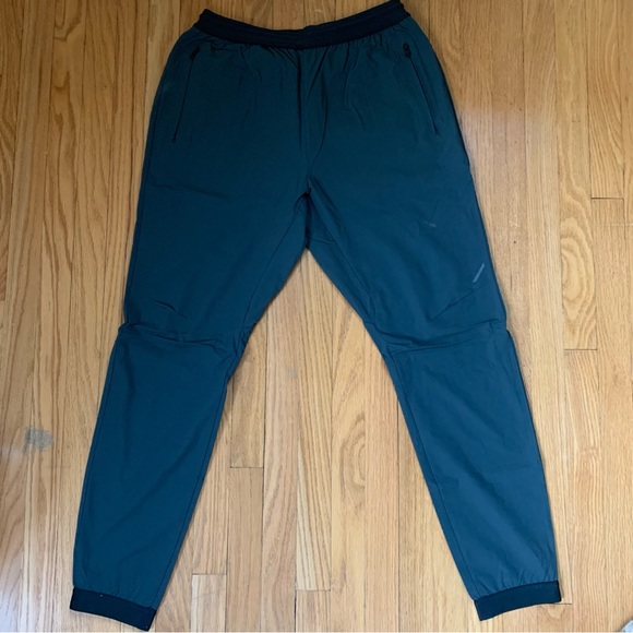 Hill City Lightweight Run Jogger - Picture 2 of 5